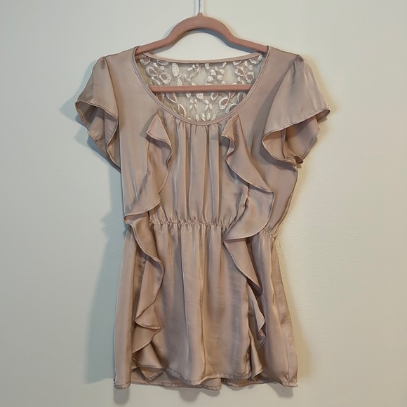 Soft pink satin top - Picture 1 of 4